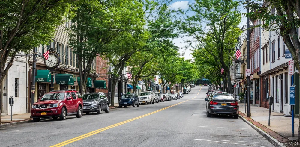 74 Briary Road Dobbs Ferry, NY 10522