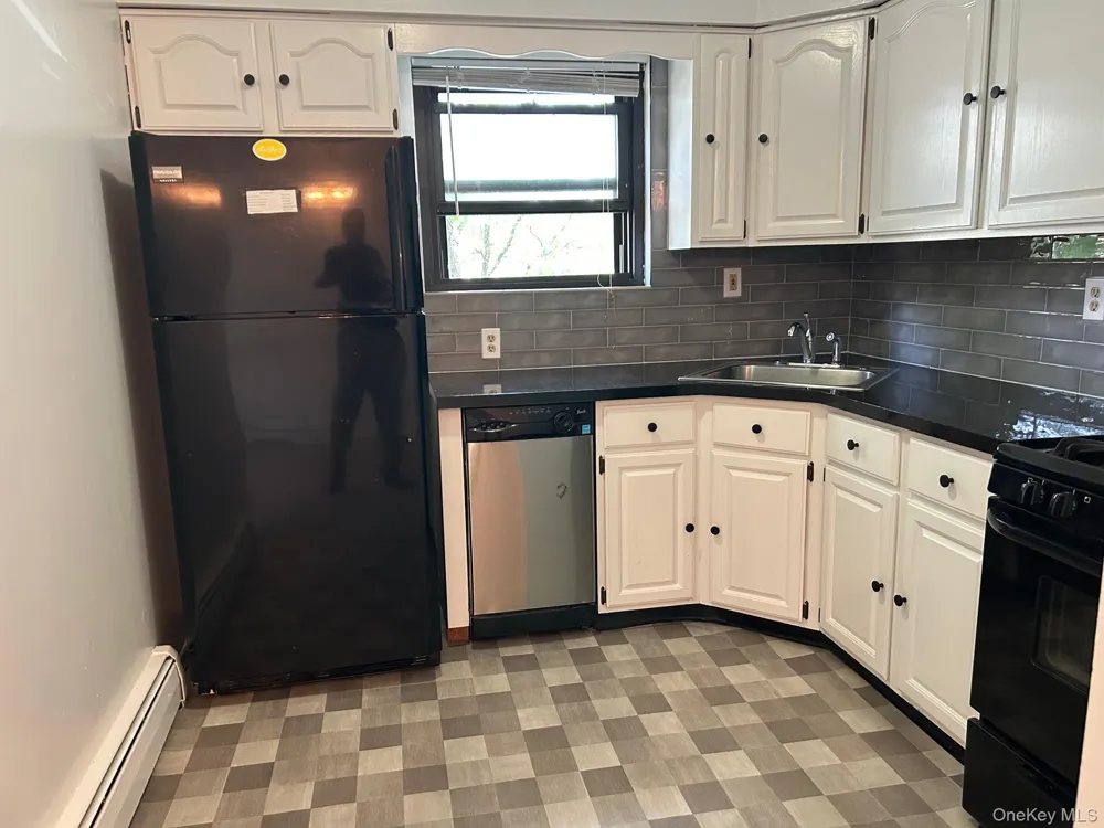 284 Sneden Place W #284 Spring Valley, NY 10977