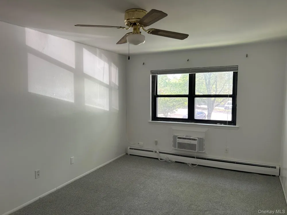284 Sneden Place W #284 Spring Valley, NY 10977