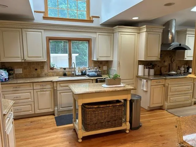 3 Fox Lane Locust Valley, NY 11560