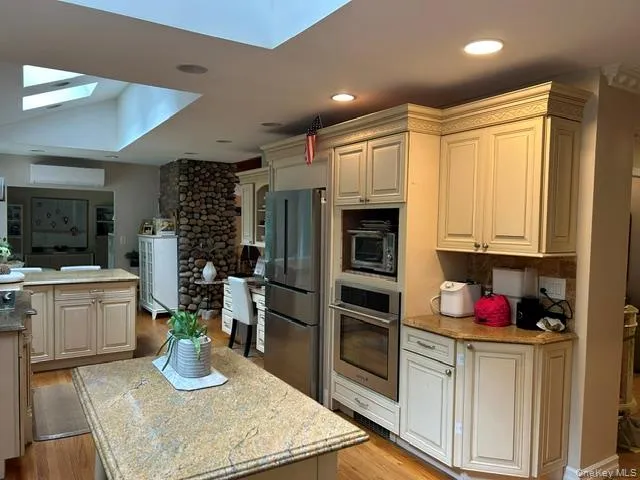 3 Fox Lane Locust Valley, NY 11560