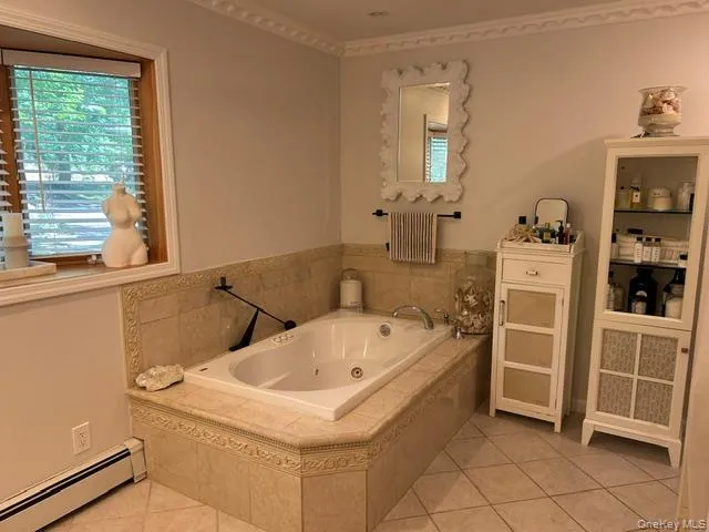 3 Fox Lane Locust Valley, NY 11560