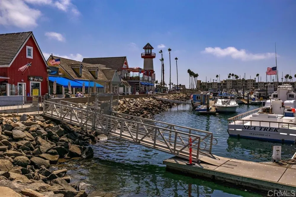 621 Pacific Street #204 Oceanside, CA 92054