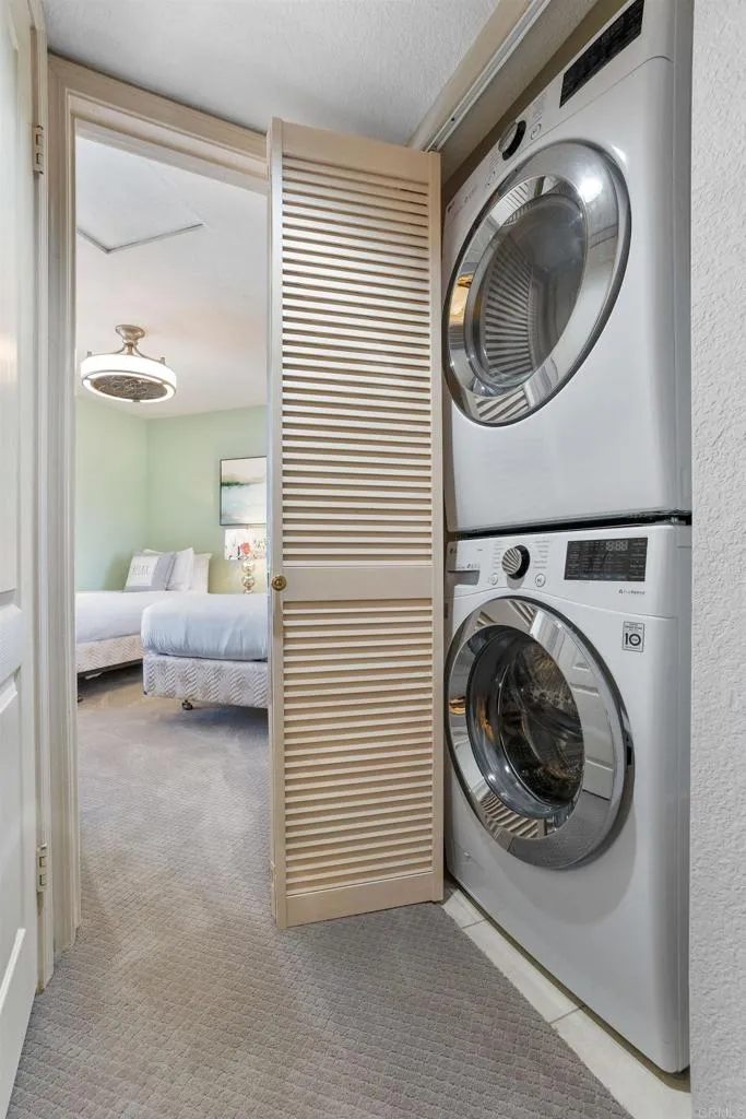 621 Pacific Street #204 Oceanside, CA 92054