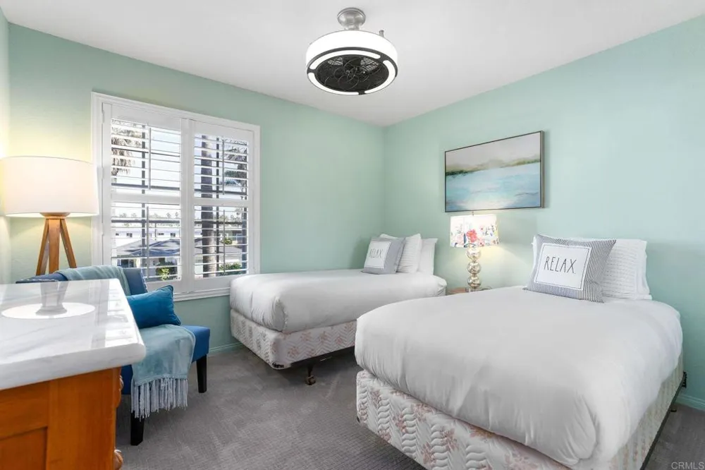 621 Pacific Street #204 Oceanside, CA 92054