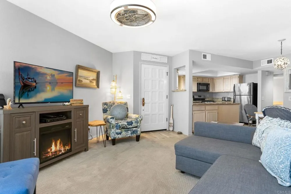 621 Pacific Street #204 Oceanside, CA 92054