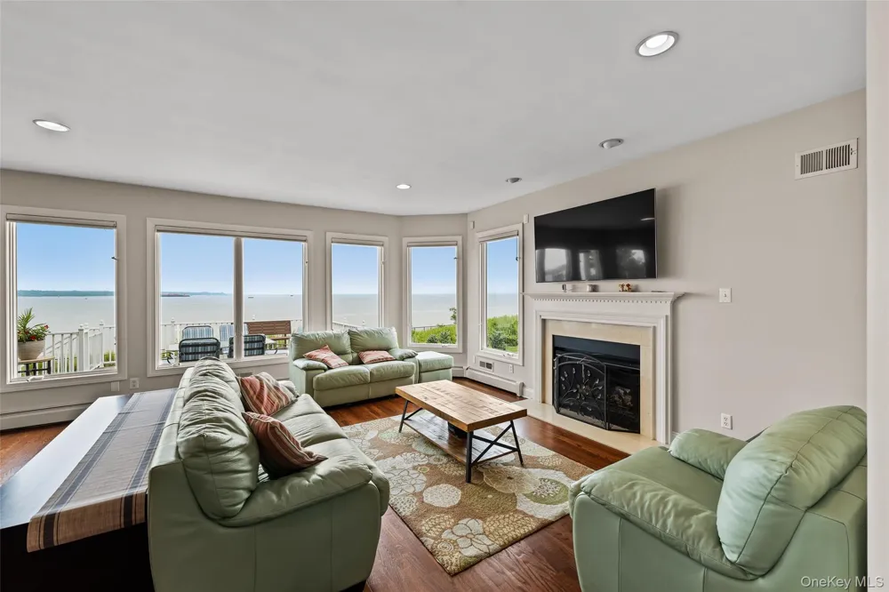 23 Lighthouse Drive Other, NJ 08879