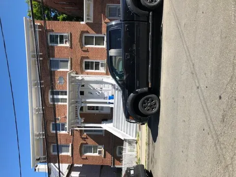 10-12 Broad Street