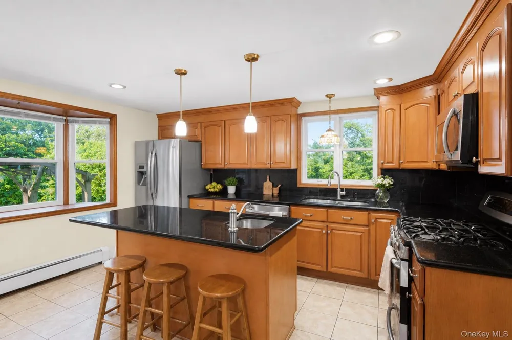 549 De Mott Avenue Baldwin, NY 11510