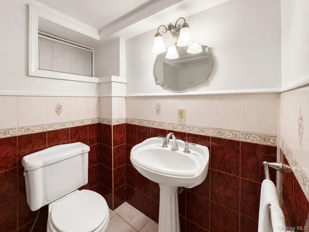 549 De Mott Avenue Baldwin, NY 11510
