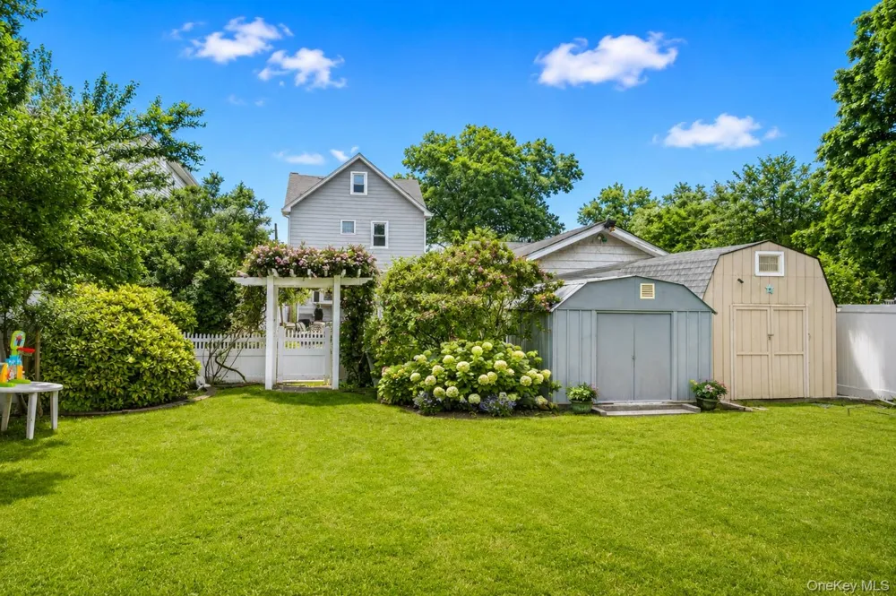 549 De Mott Avenue Baldwin, NY 11510