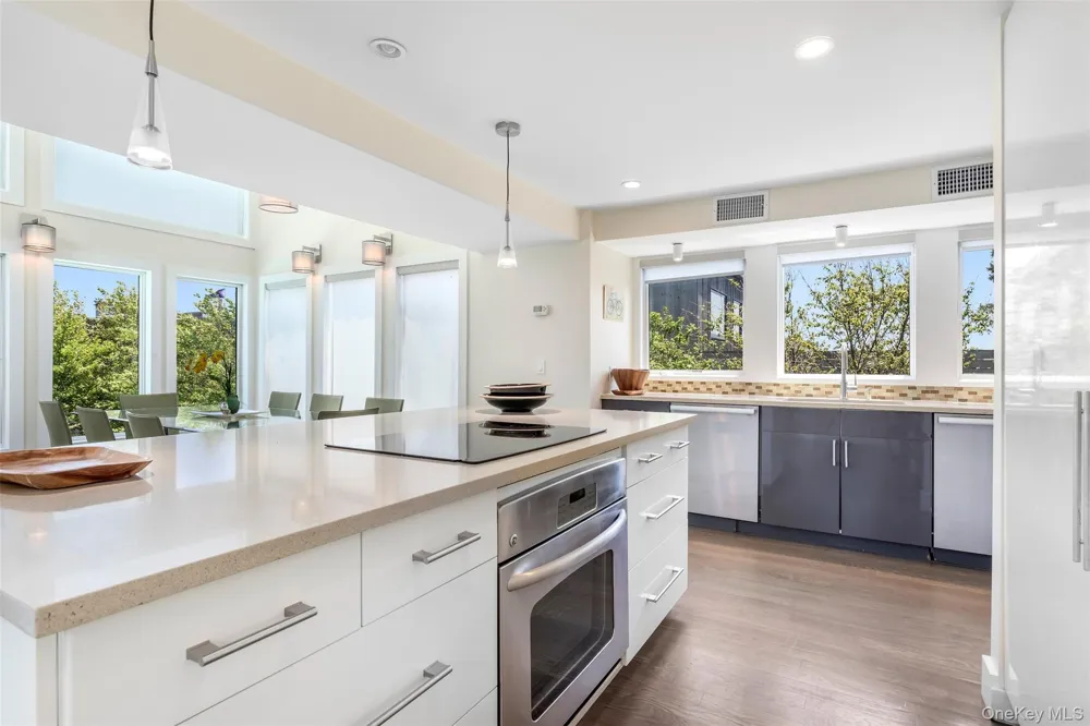 172 Pine Walk Fire Island Pines, NY 11782