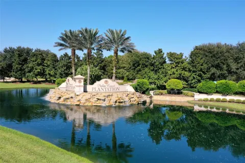 18 LAKEWALK DRIVE