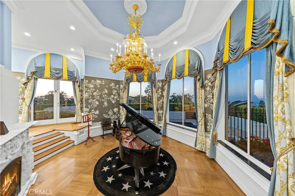 2228 Via Cerritos Palos Verdes Estates, CA 90274