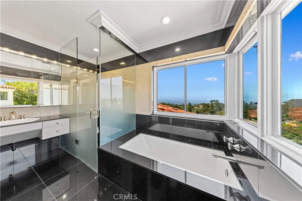 2228 Via Cerritos Palos Verdes Estates, CA 90274