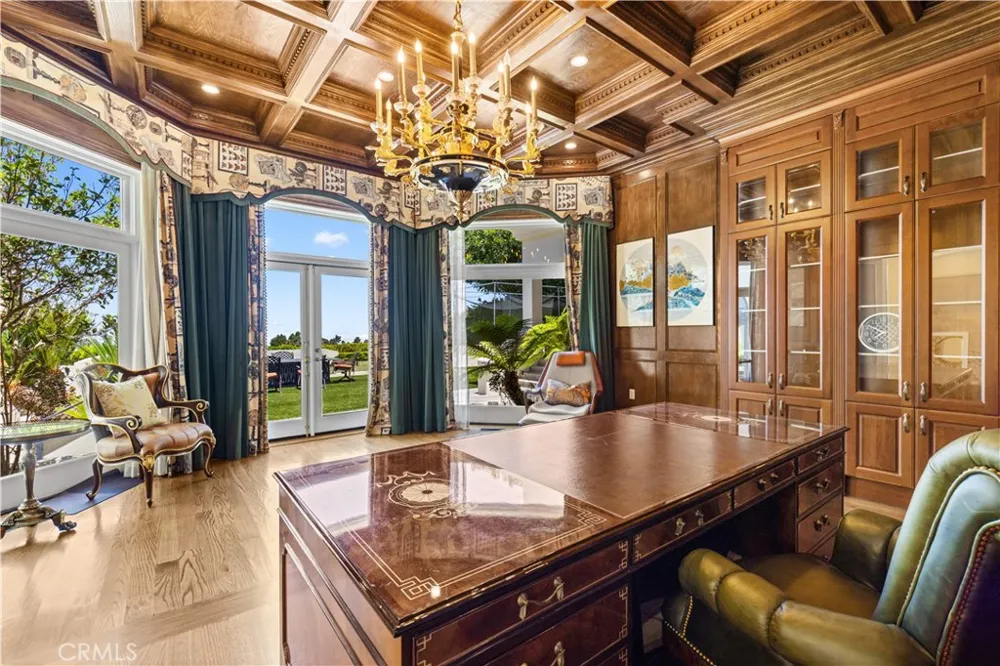 2228 Via Cerritos Palos Verdes Estates, CA 90274