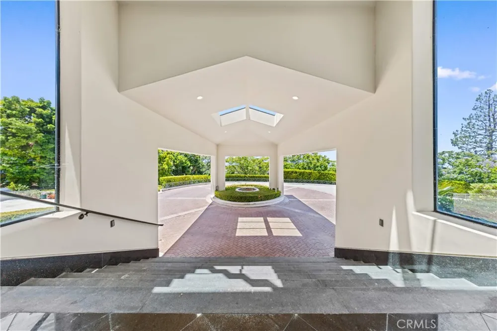 2228 Via Cerritos Palos Verdes Estates, CA 90274