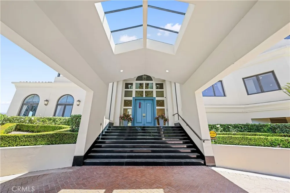 2228 Via Cerritos Palos Verdes Estates, CA 90274
