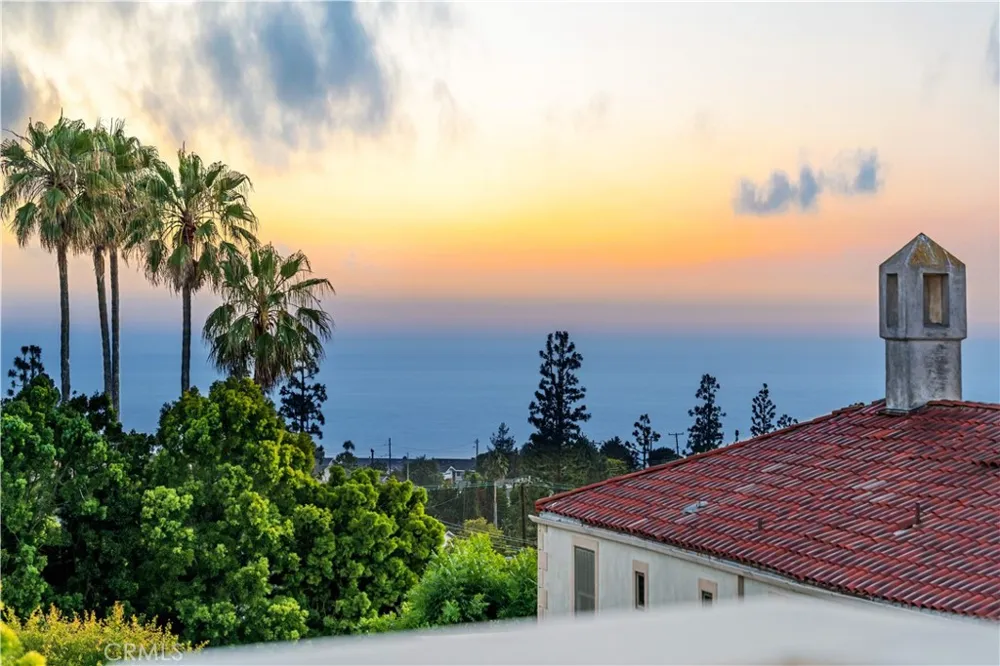 2228 Via Cerritos Palos Verdes Estates, CA 90274