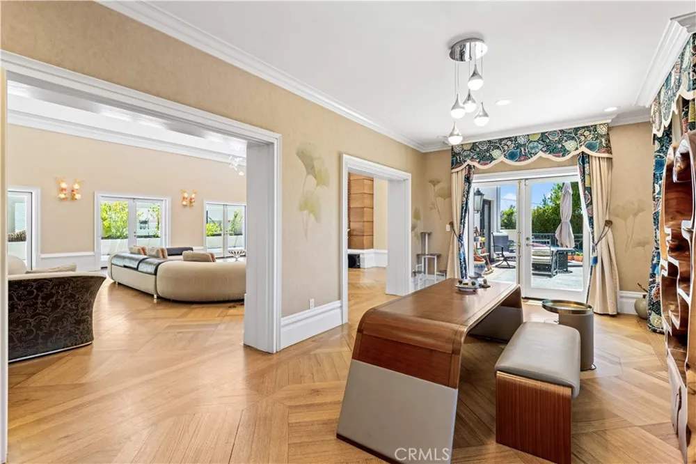 2228 Via Cerritos Palos Verdes Estates, CA 90274