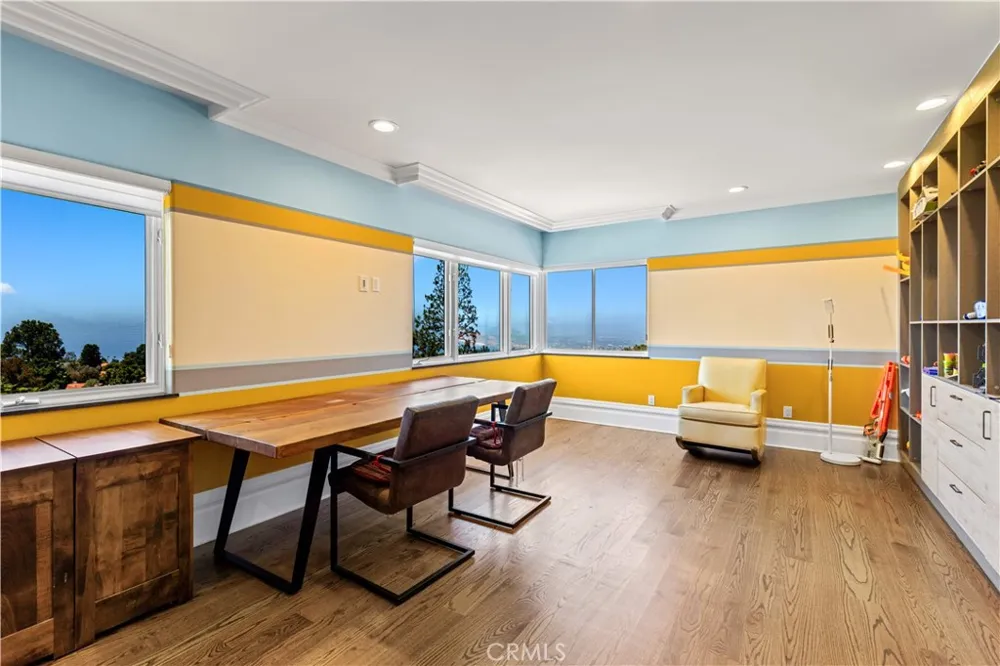 2228 Via Cerritos Palos Verdes Estates, CA 90274