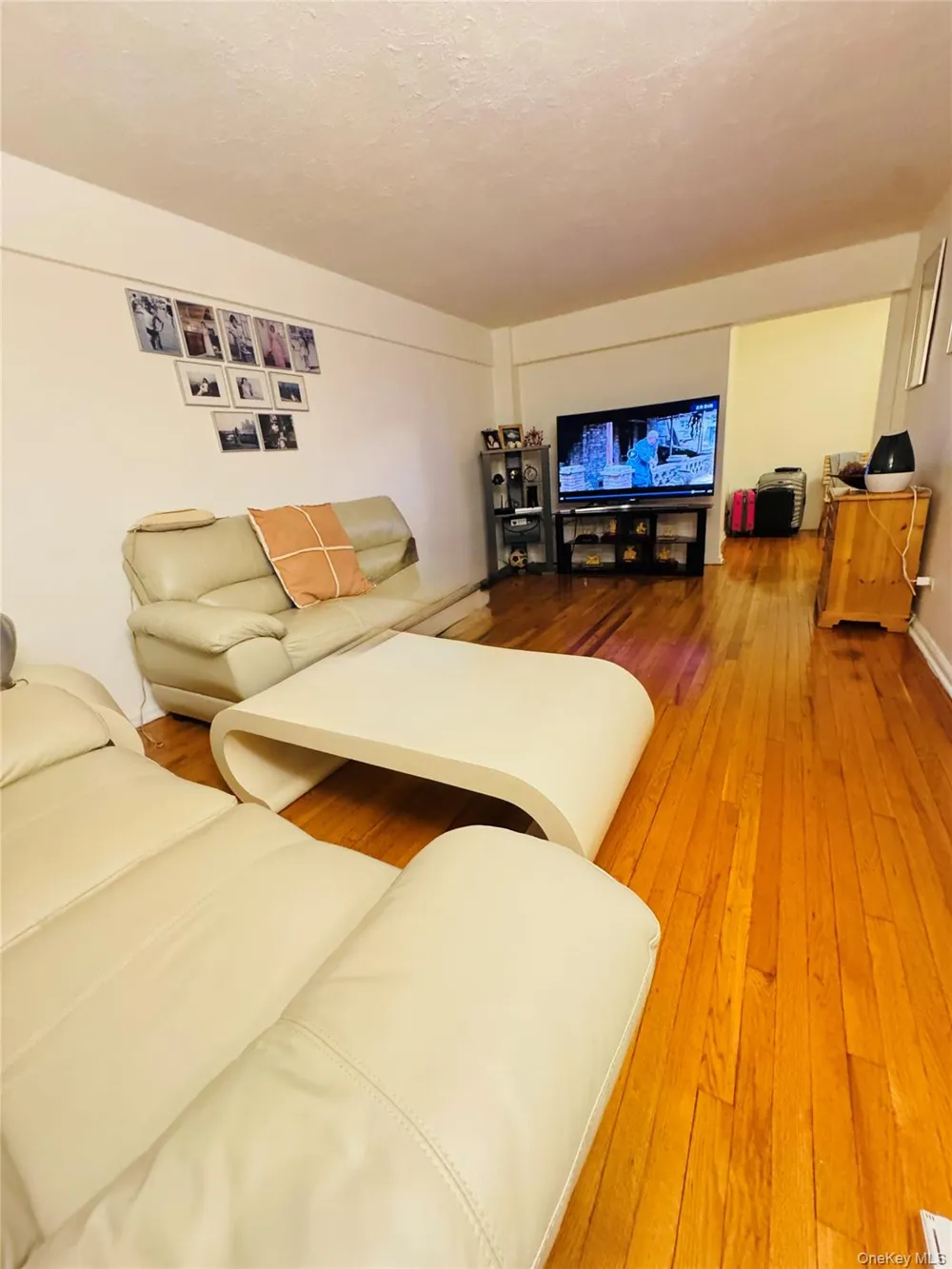 118-60 Metropolitan Avenue #1J Kew Gardens, NY 11415