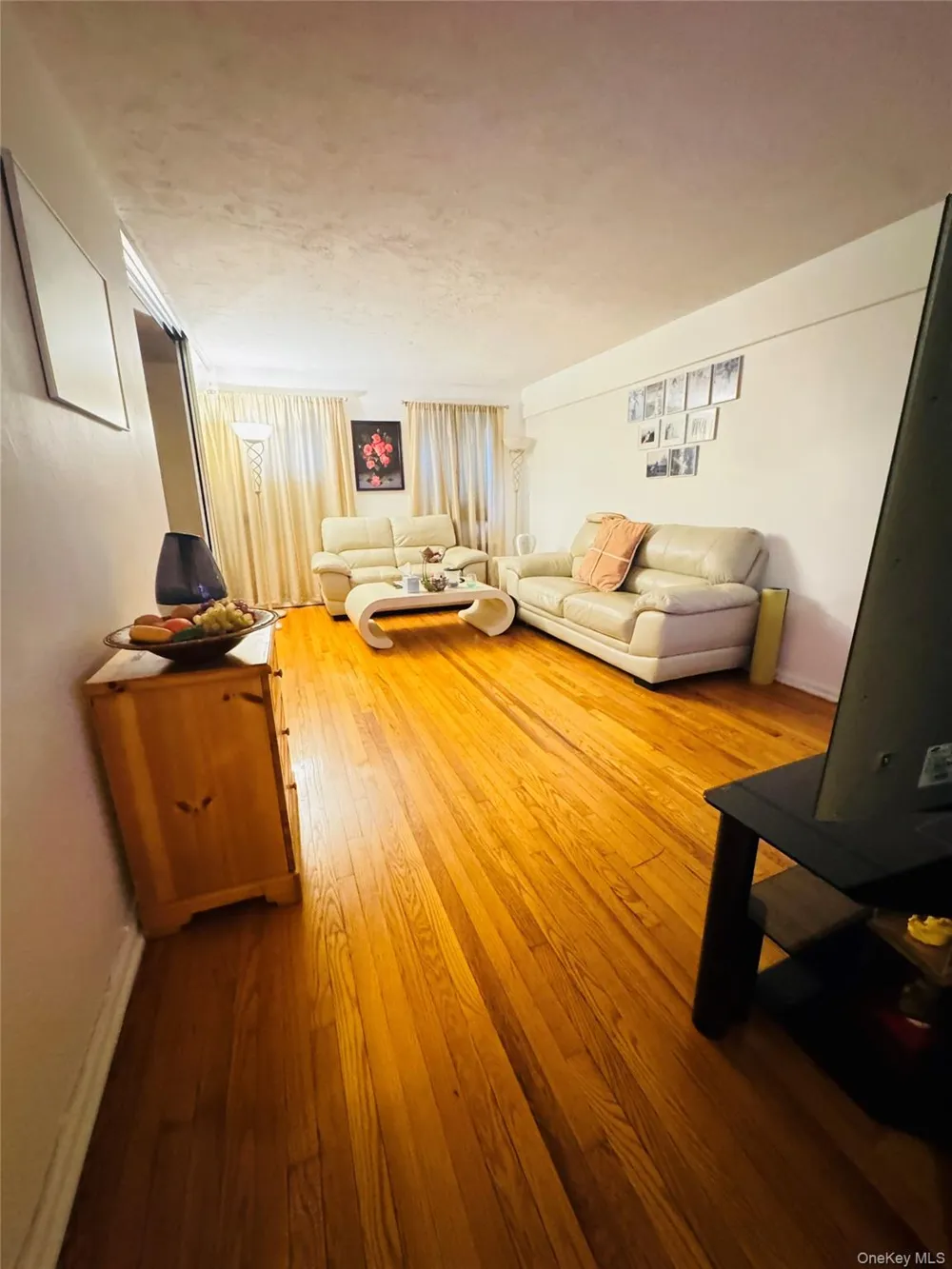 118-60 Metropolitan Avenue #1J Kew Gardens, NY 11415