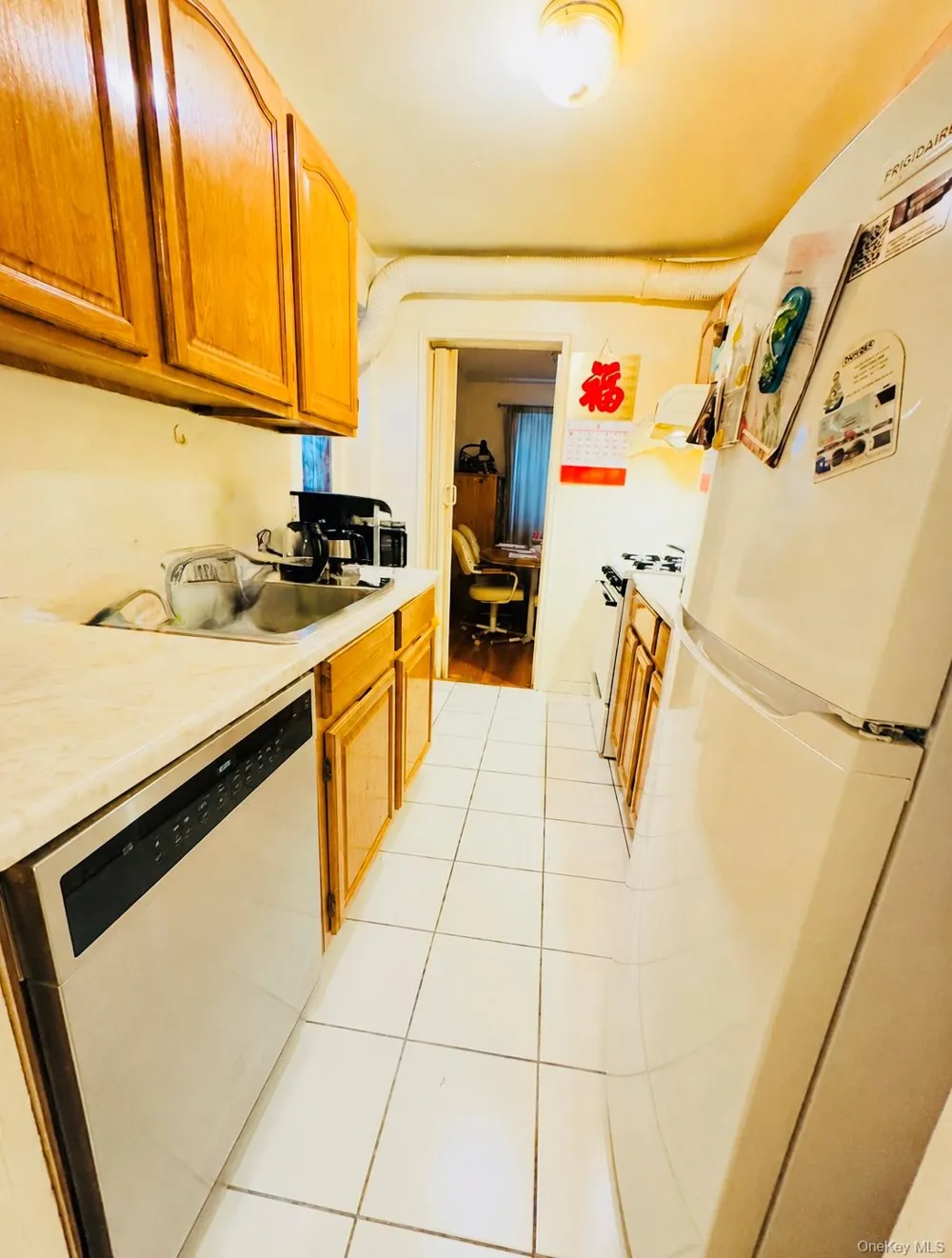 118-60 Metropolitan Avenue #1J Kew Gardens, NY 11415
