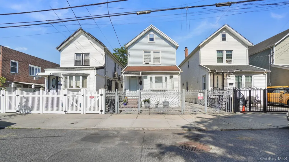 99-13 215th Street Queens Village, NY 11429