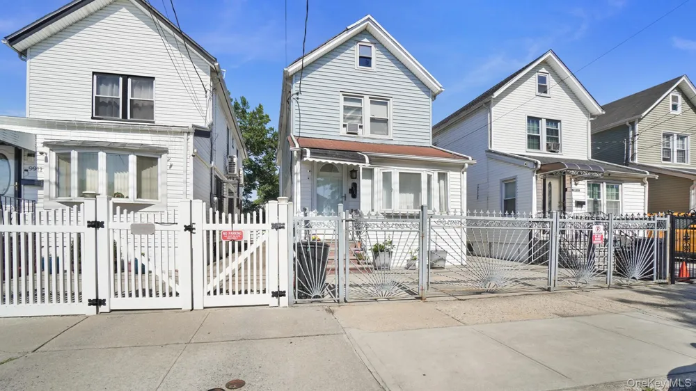 99-13 215th Street Queens Village, NY 11429