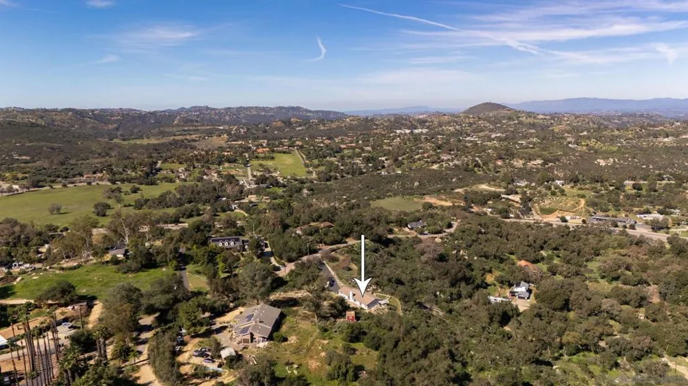 13804 Chaparral Terrace Valley Center, CA 92082