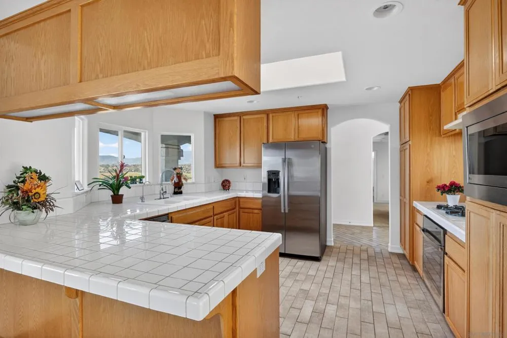 13804 Chaparral Terrace Valley Center, CA 92082