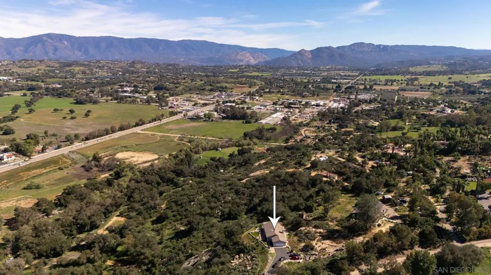 13804 Chaparral Terrace Valley Center, CA 92082