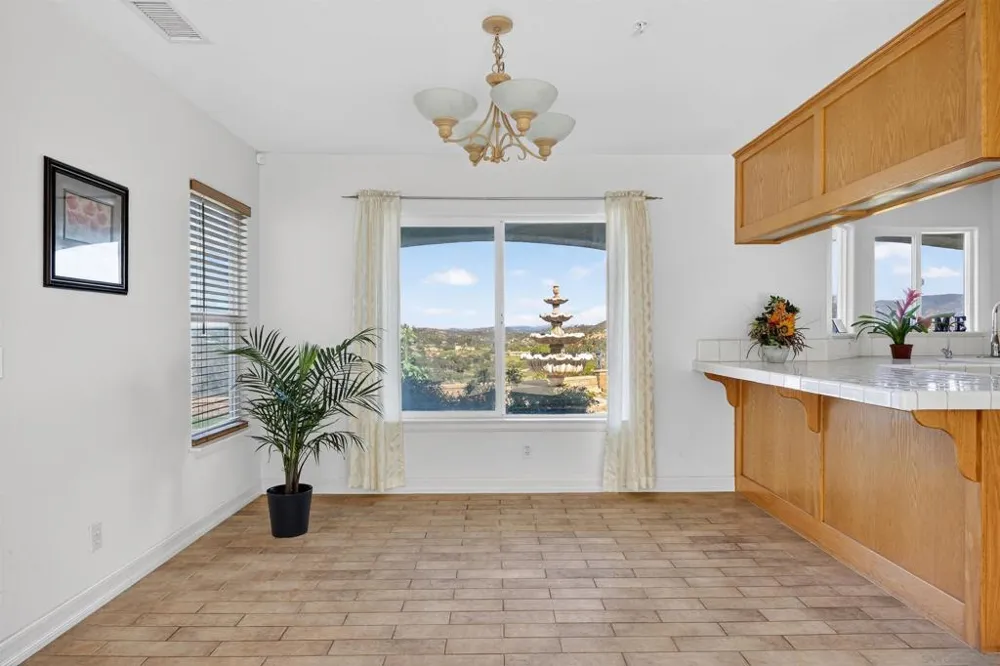 13804 Chaparral Terrace Valley Center, CA 92082
