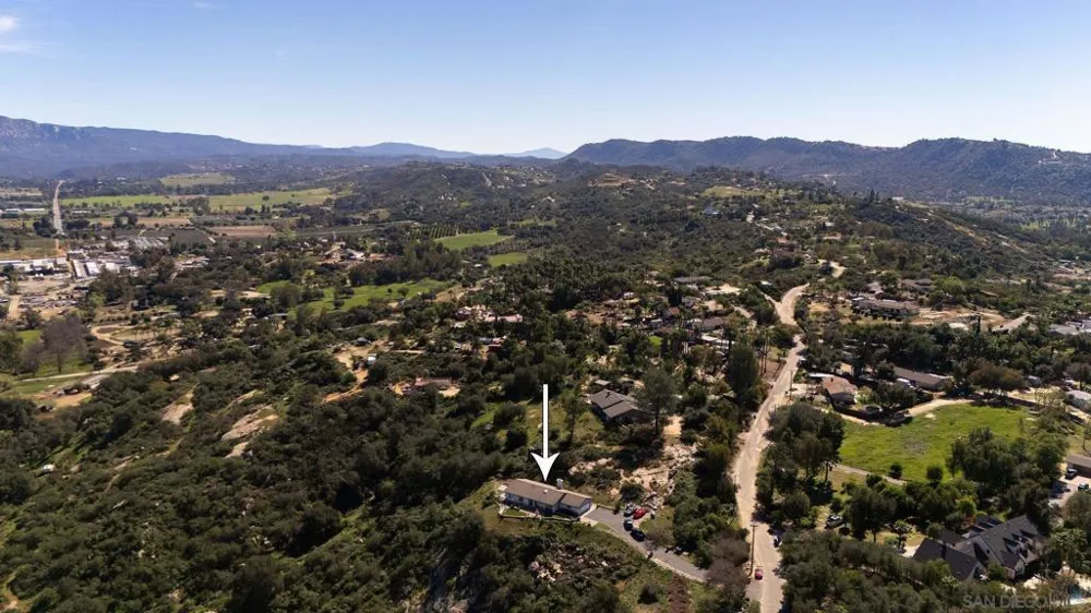 13804 Chaparral Terrace Valley Center, CA 92082