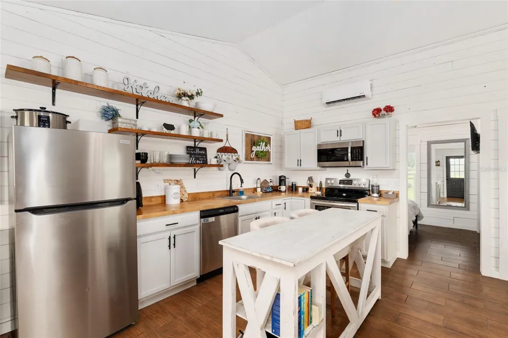 2152 NE 120TH PLACE Anthony, FL 32617
