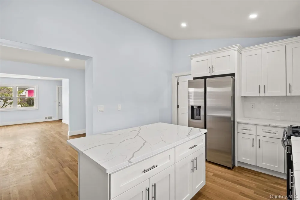 27 Circle Drive Hempstead, NY 11550