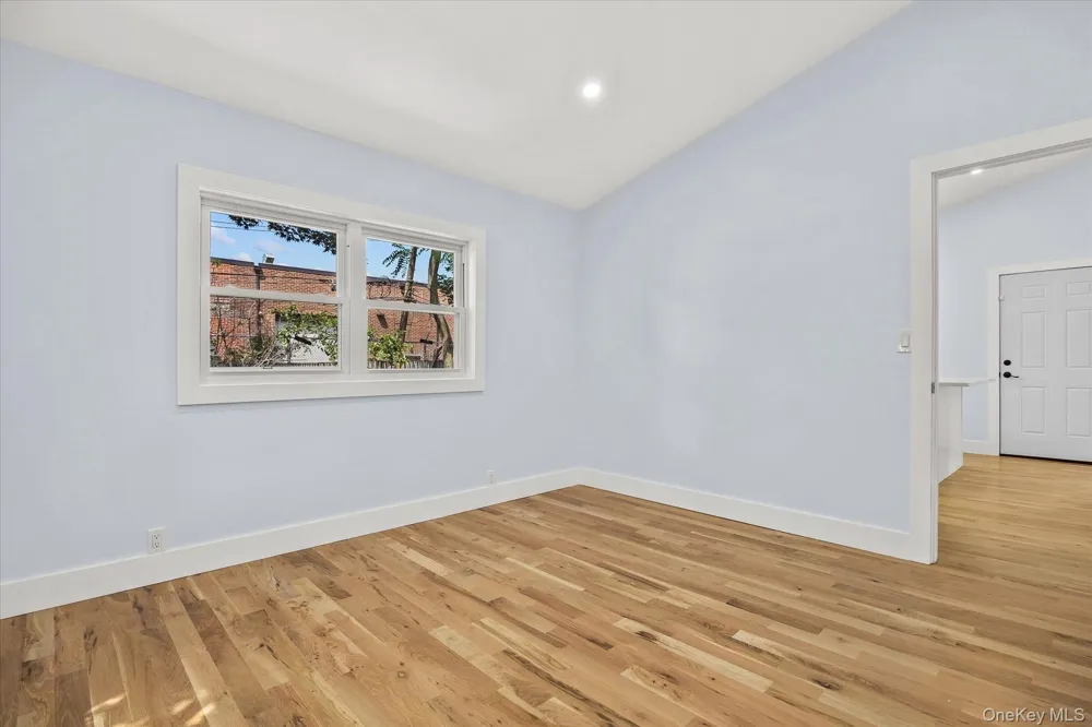 27 Circle Drive Hempstead, NY 11550