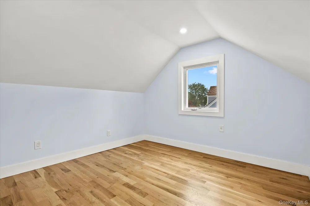27 Circle Drive Hempstead, NY 11550