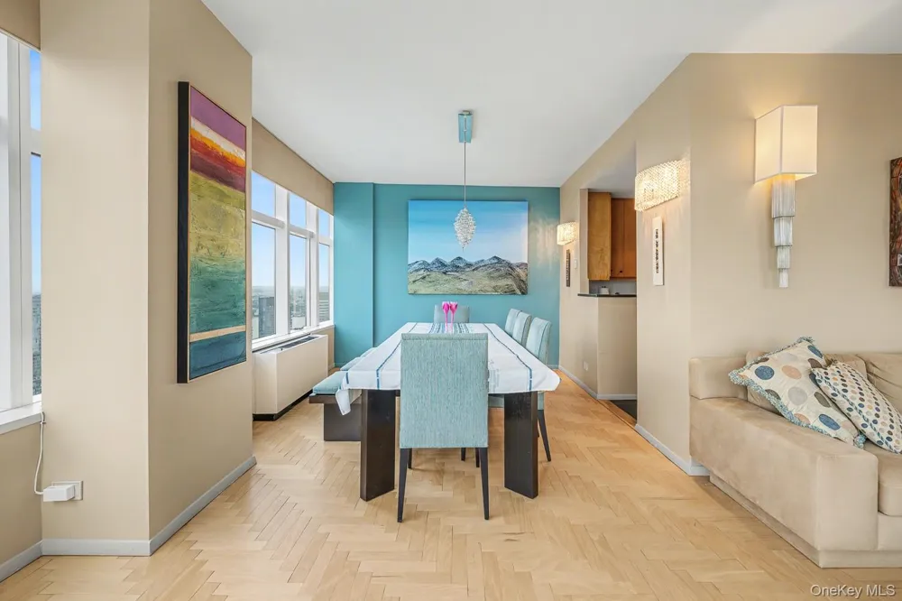 160 W 66th Street #49D New York (Manhattan), NY 10023