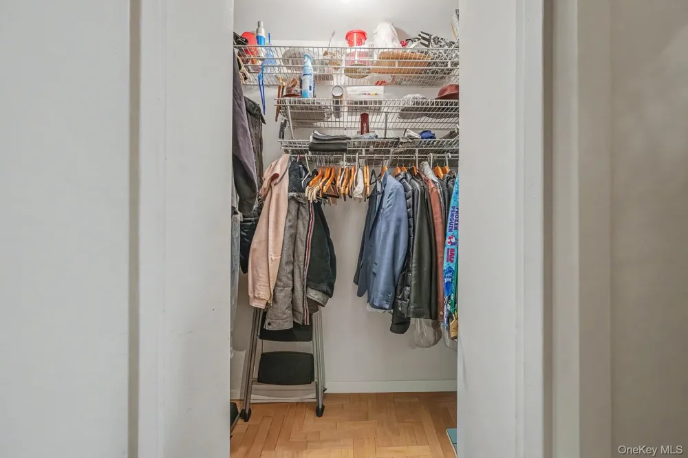 160 W 66th Street #49D New York (Manhattan), NY 10023