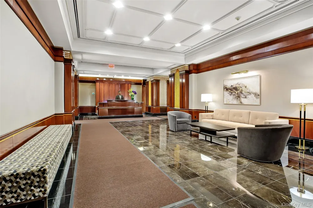 160 W 66th Street #49D New York (Manhattan), NY 10023