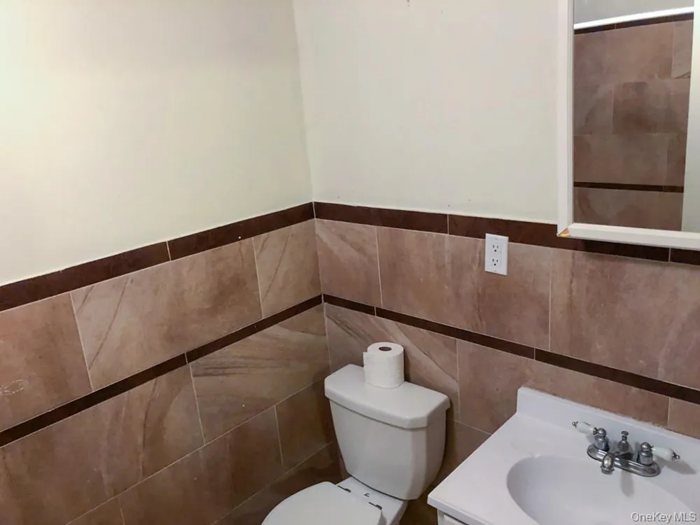 122 Combs Avenue #2 Woodmere, NY 11598