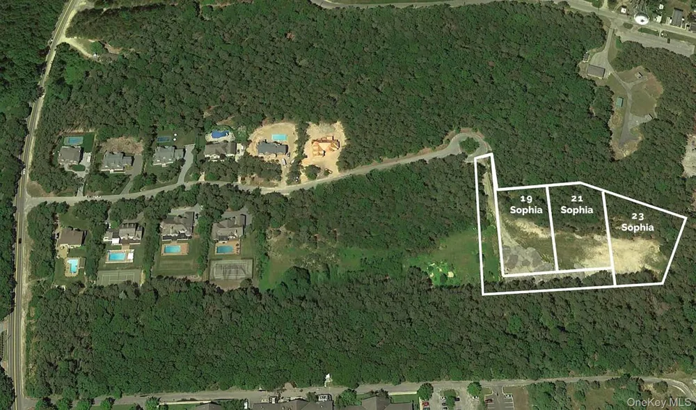 23 Sophia Court Westhampton, NY 11977
