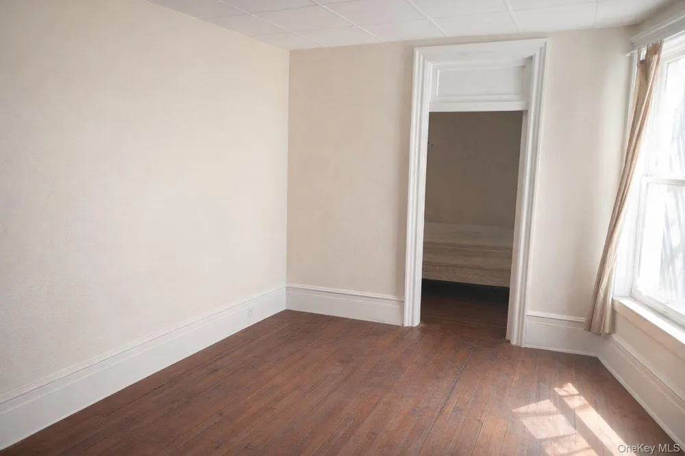 605 41st Street #E Brooklyn, NY 11232