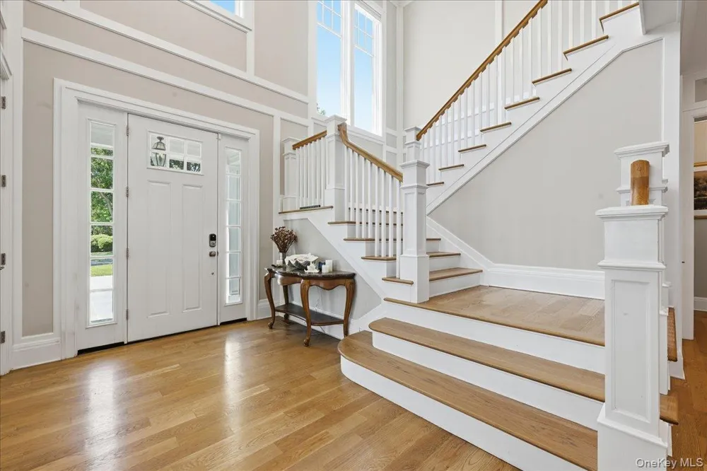 7 Preston Lane East Setauket, NY 11733