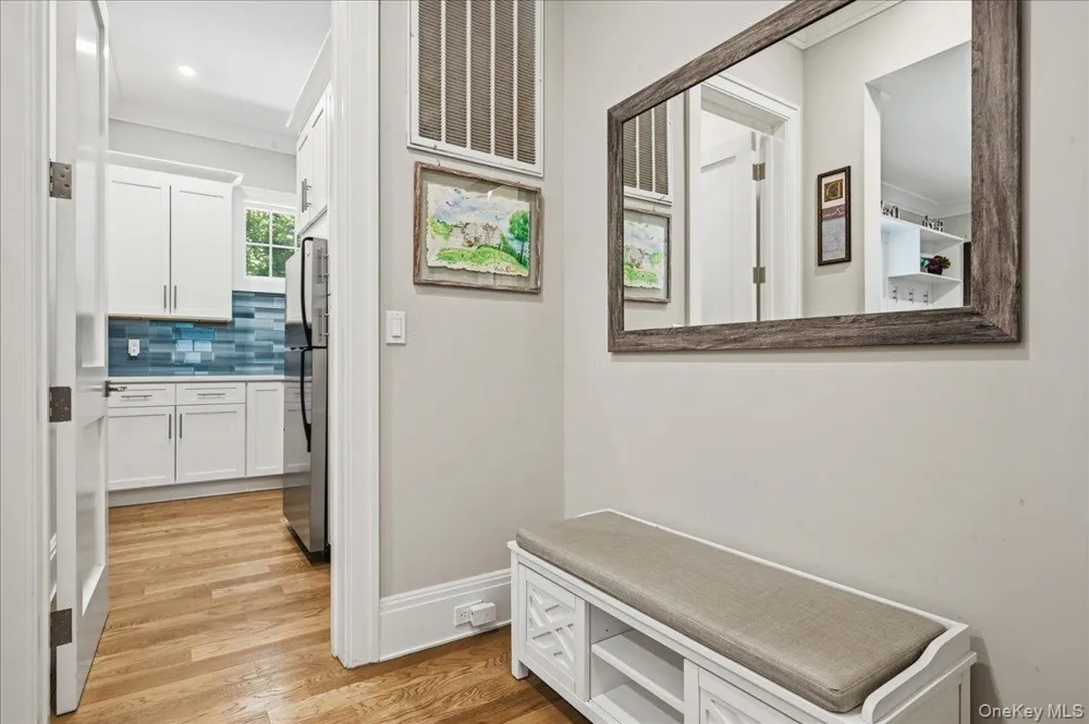 7 Preston Lane East Setauket, NY 11733