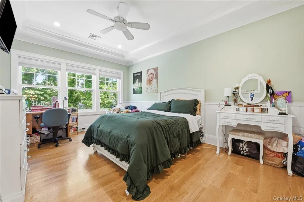 7 Preston Lane East Setauket, NY 11733