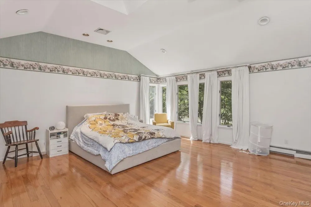 1 Brothers Court Dix Hills, NY 11746