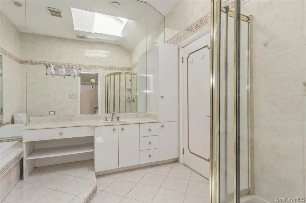1 Brothers Court Dix Hills, NY 11746